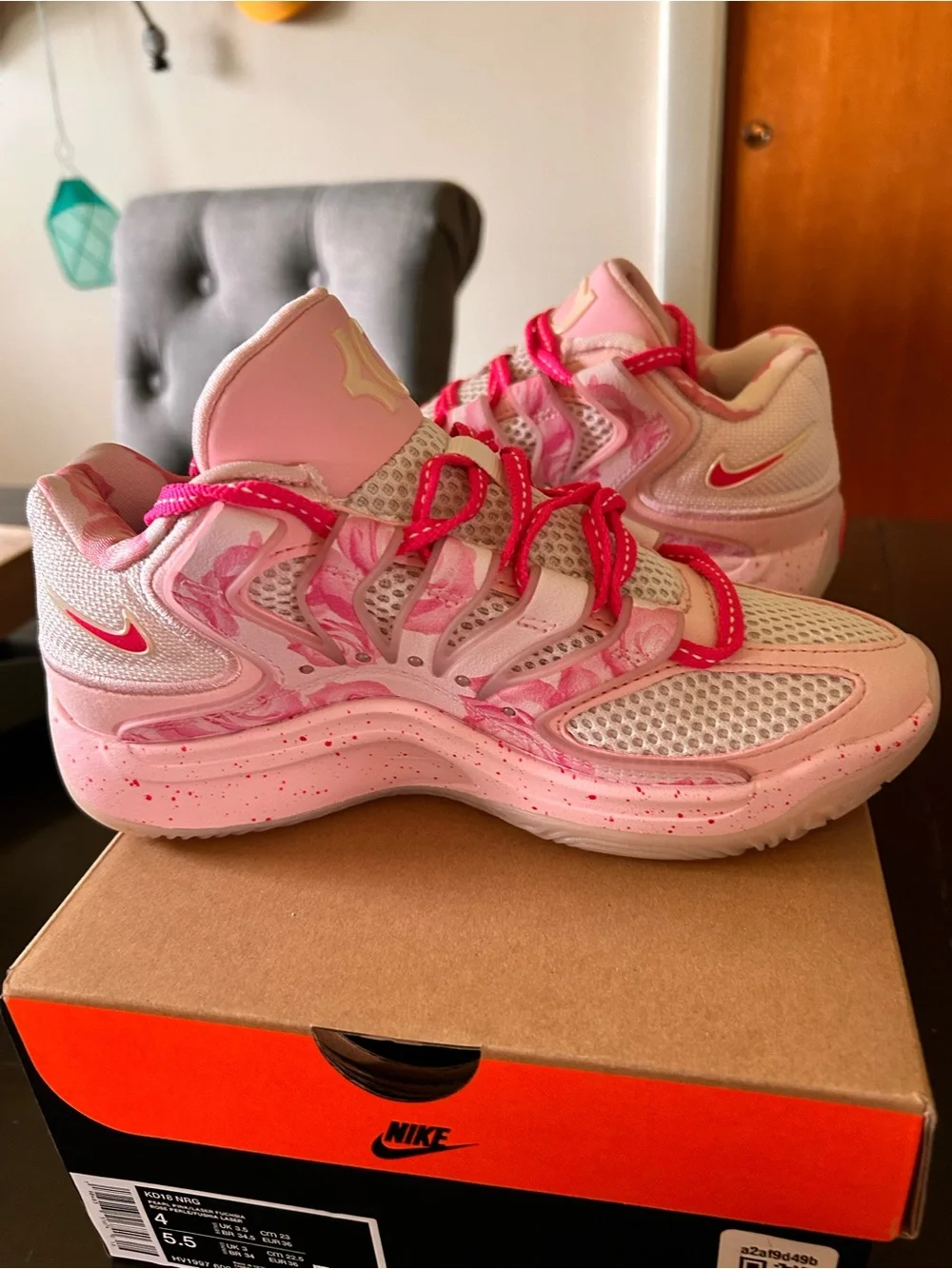 Nike KD18 Aunt Pearl Pink Basketball Sneakers